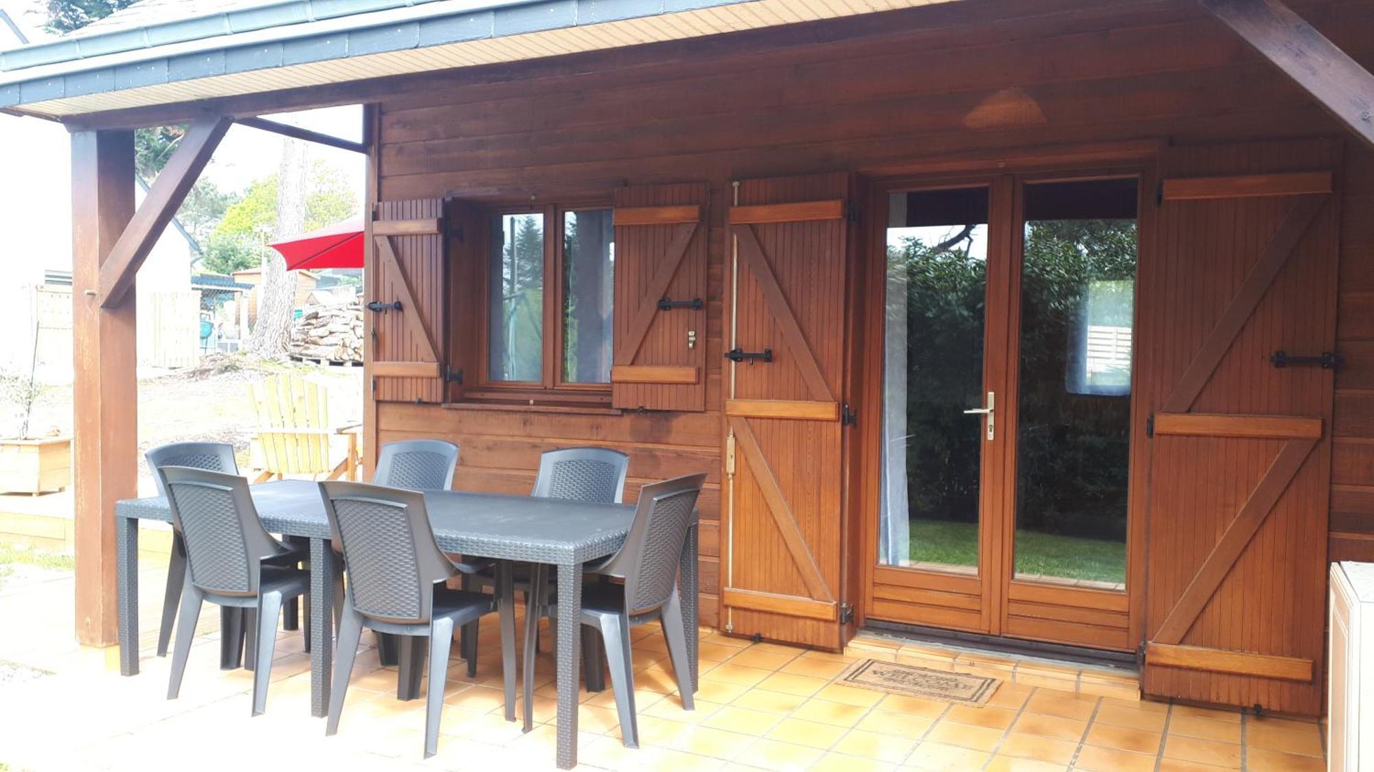 Sous Les Pins Holiday home